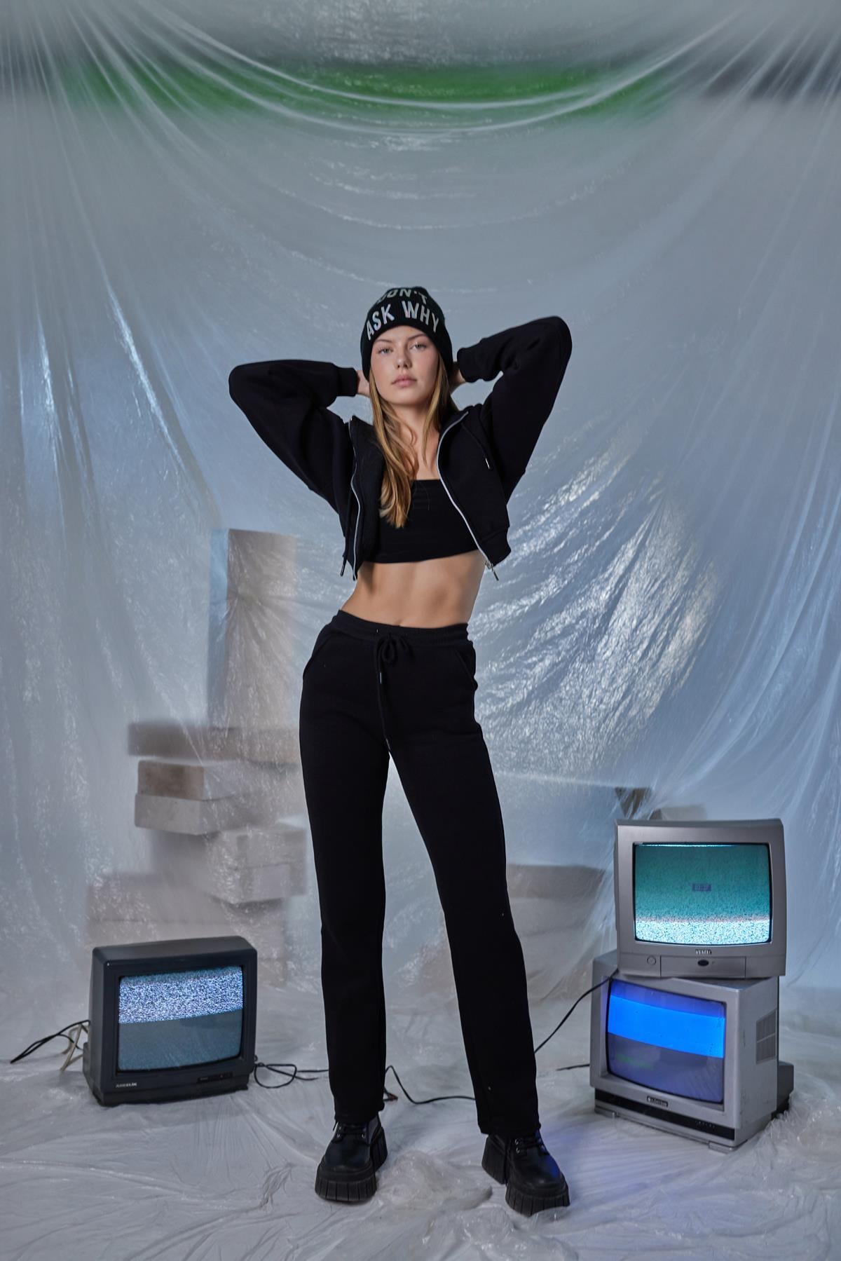 Markano Mi ① Trainingsanzug Schwarz