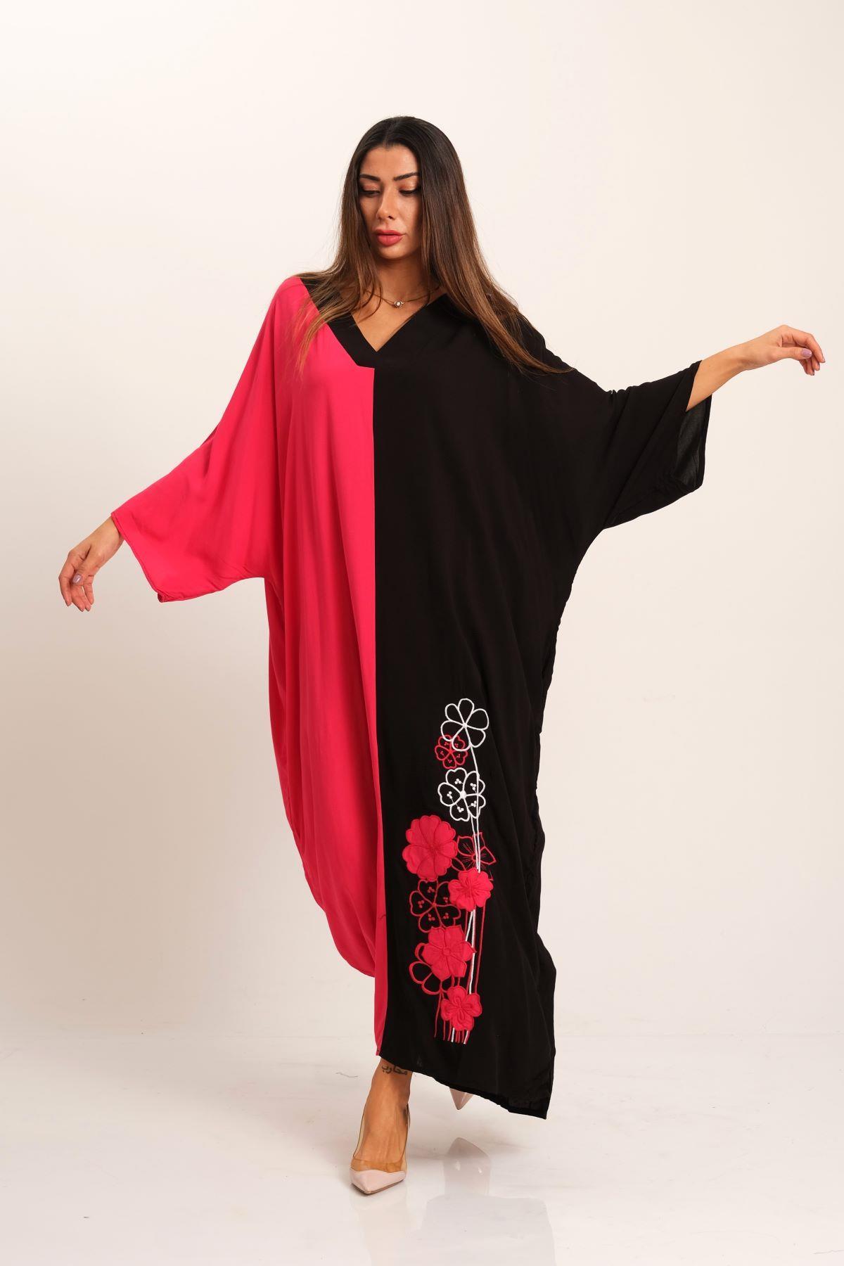 Markano Rosa Schwarzes garniertes langes Kleid mit V-Ausschnitt und überschnittenen Ärmeln und bestickten Taschen