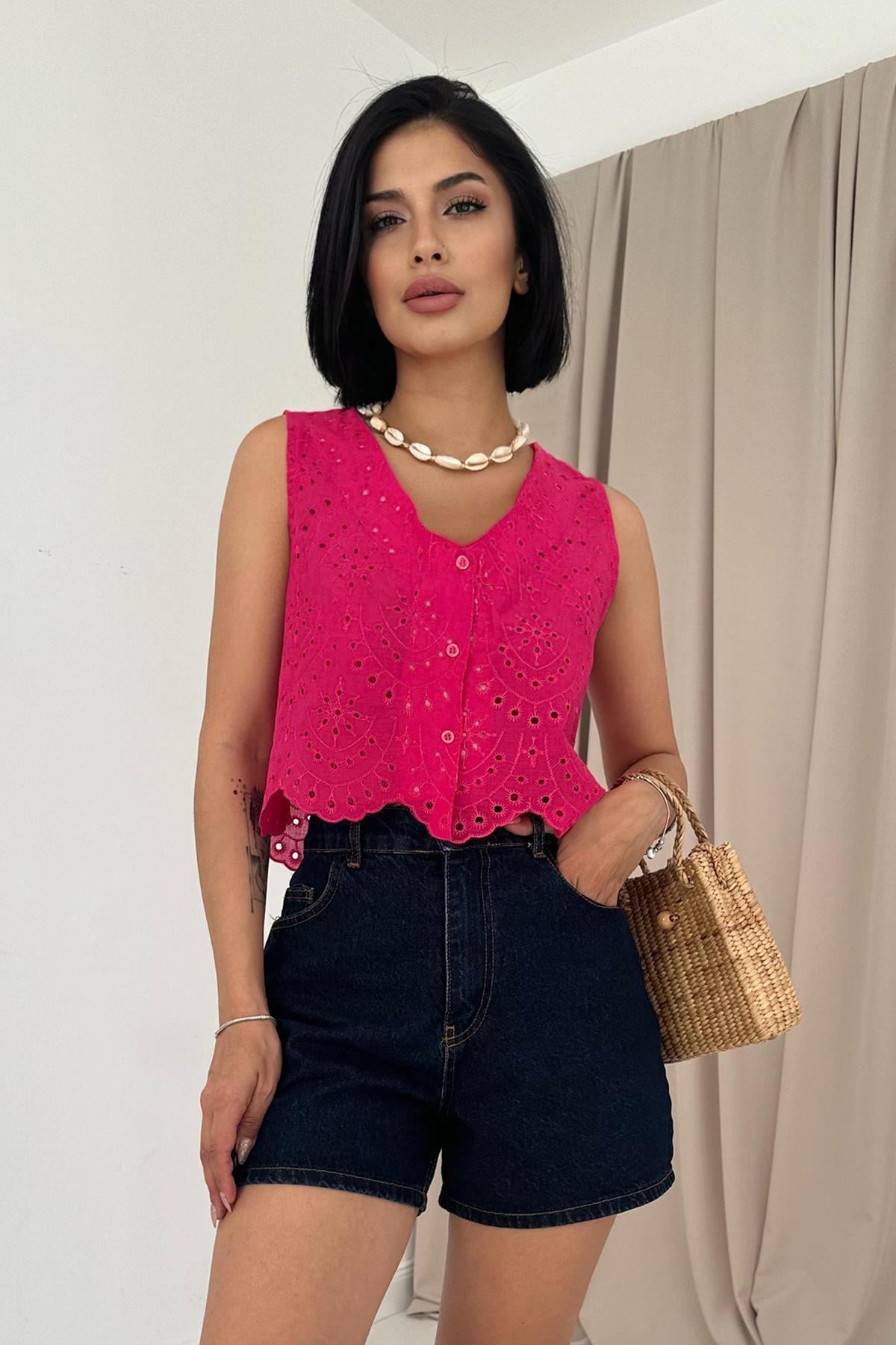 Sıfır Kol Brode Bluz