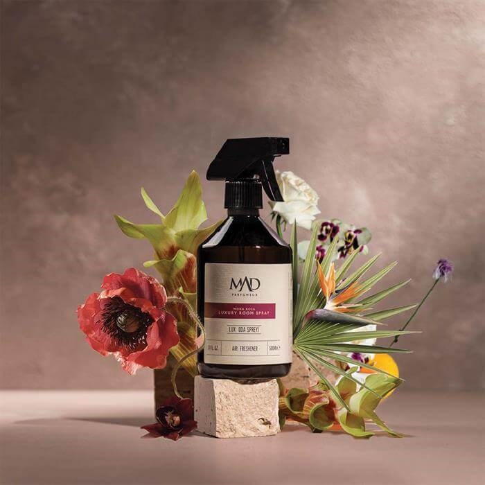 Mad Mona Rosa 500 ml Lüks Oda SpreyiMAD Parfumeur500 ml