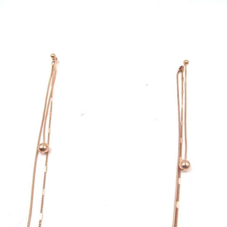 ​Welch Çelik Küpeli Dekolte Kolye