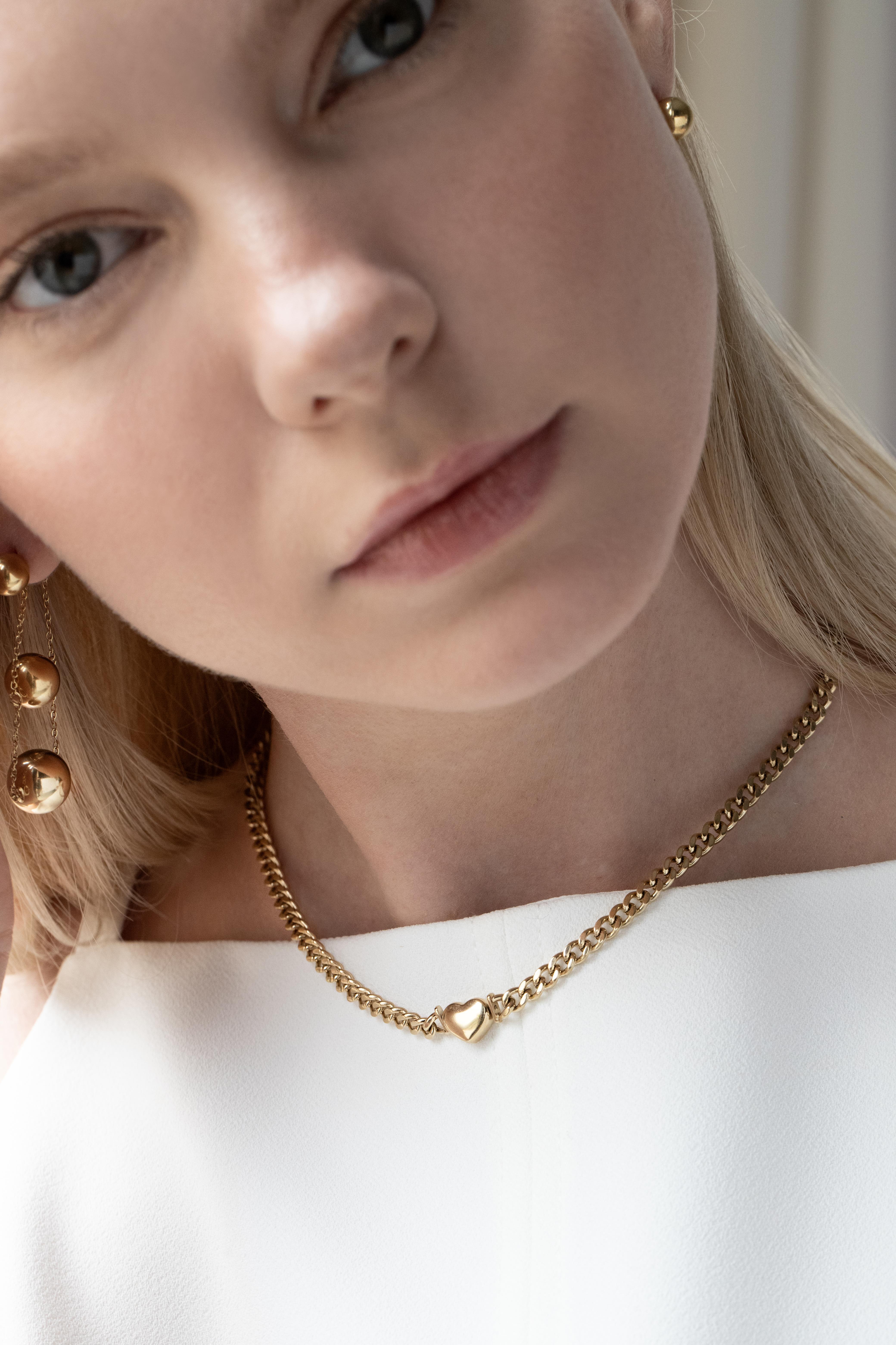 ​​​Welch Steel Chain Heart Necklace