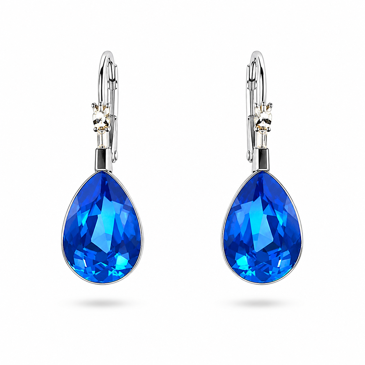 ​Welch Damla Swarovski Taşlı Küpe ​Welch Damla Swarovski Taşlı Küpe 