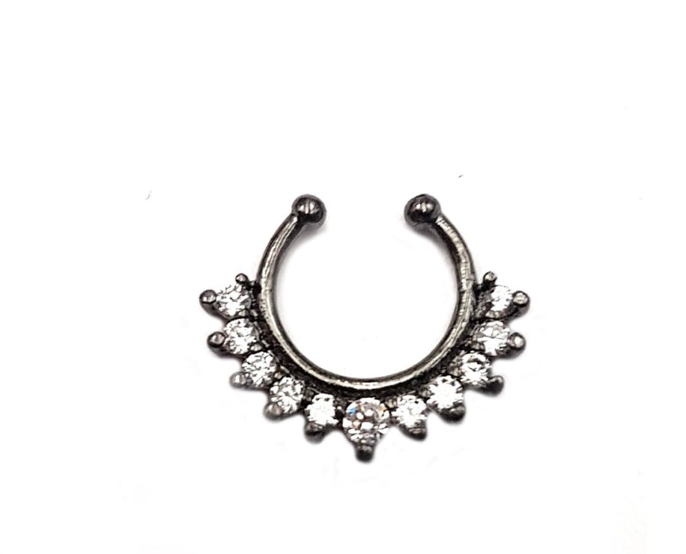 ​​​​​​​​Welch Siyah Çelik Taşlı Halka Burun Hızma Piercing