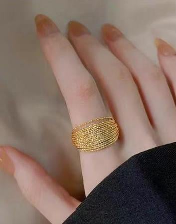 Welch Çoklu Halka Altın Kaplama Çelik Yüzük