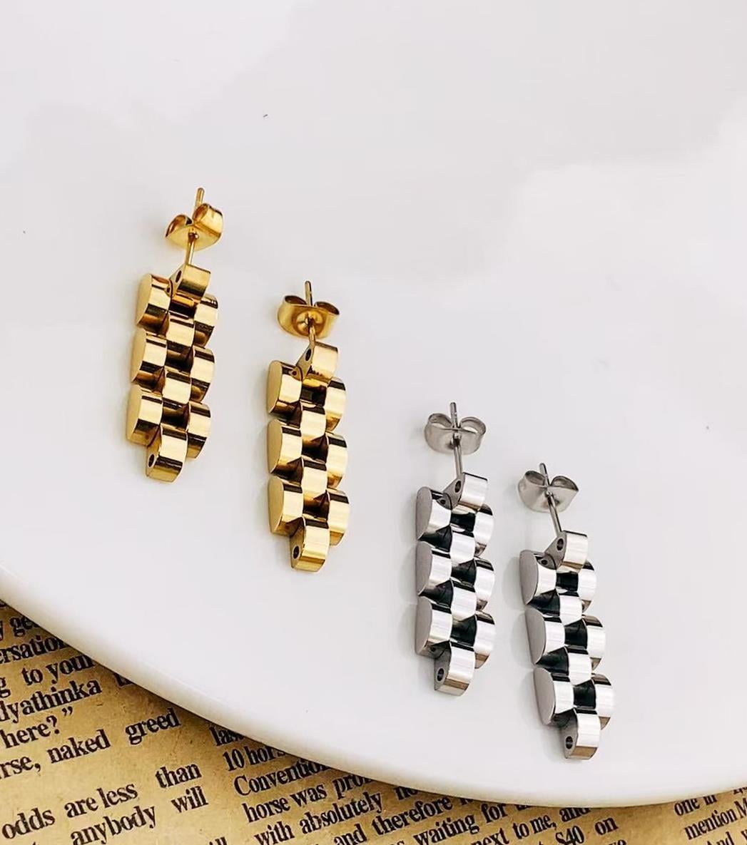 ​​​​​​​​​​​​​​Welch Çelik Zincir Küpe