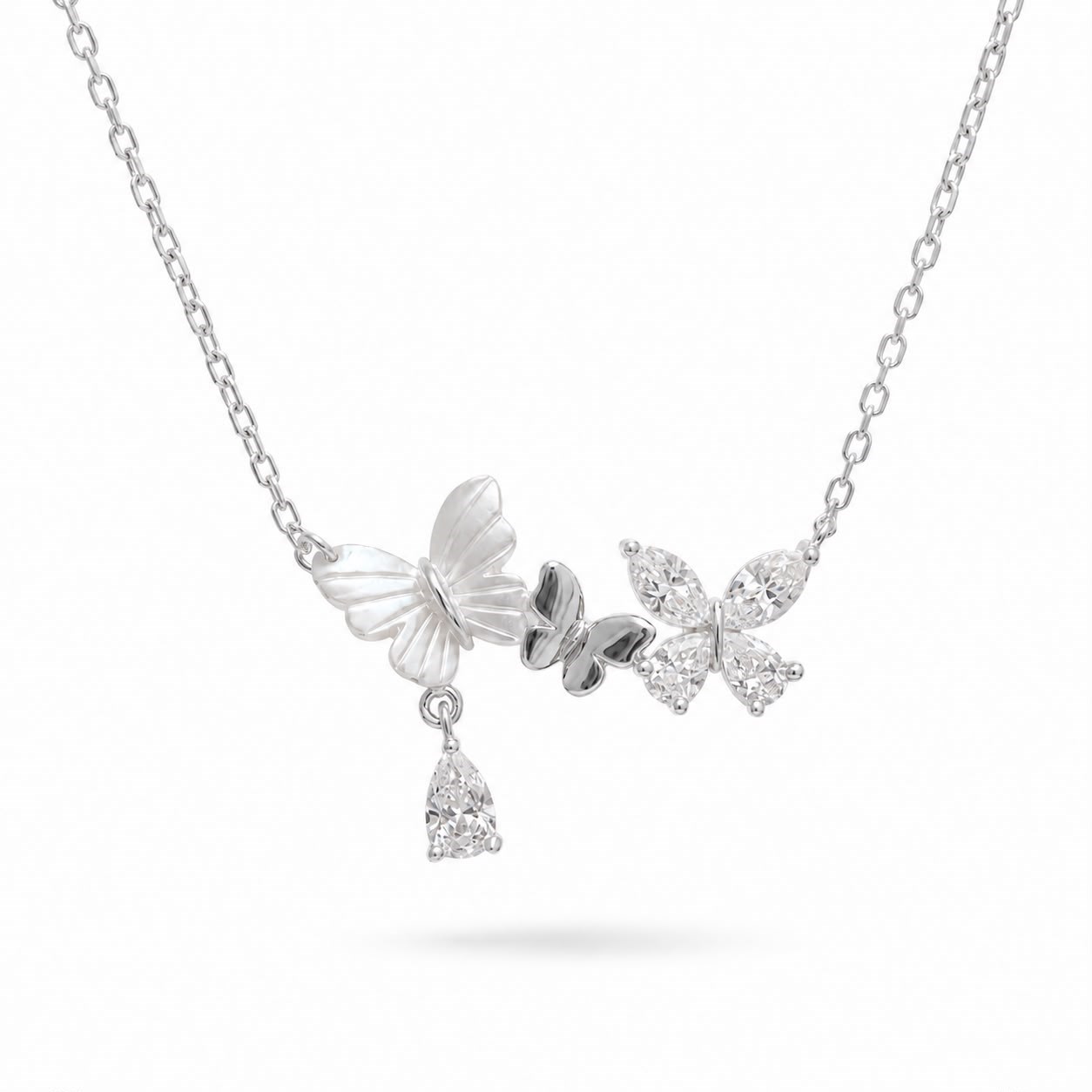 Welch Papillon Garden Kolye - 925 Ayar Gümüş Taşlı Sedef Kelebek 925 Ayar Gümüş Kolye ve Gümüş Kolye Modelleri | WELCH 