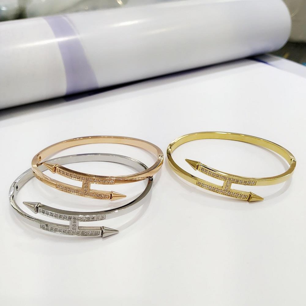 Welch Çelik Bileklik