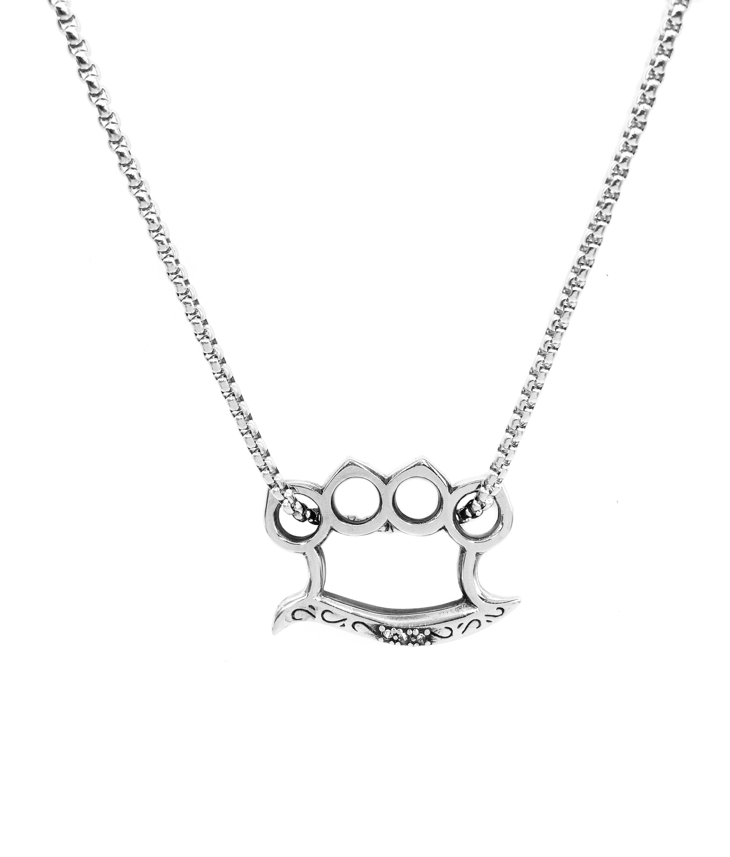 Welch Çelik Erkek Muşta Kolye