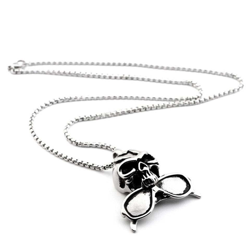 Welch Steel Sunglasses Skull Necklace