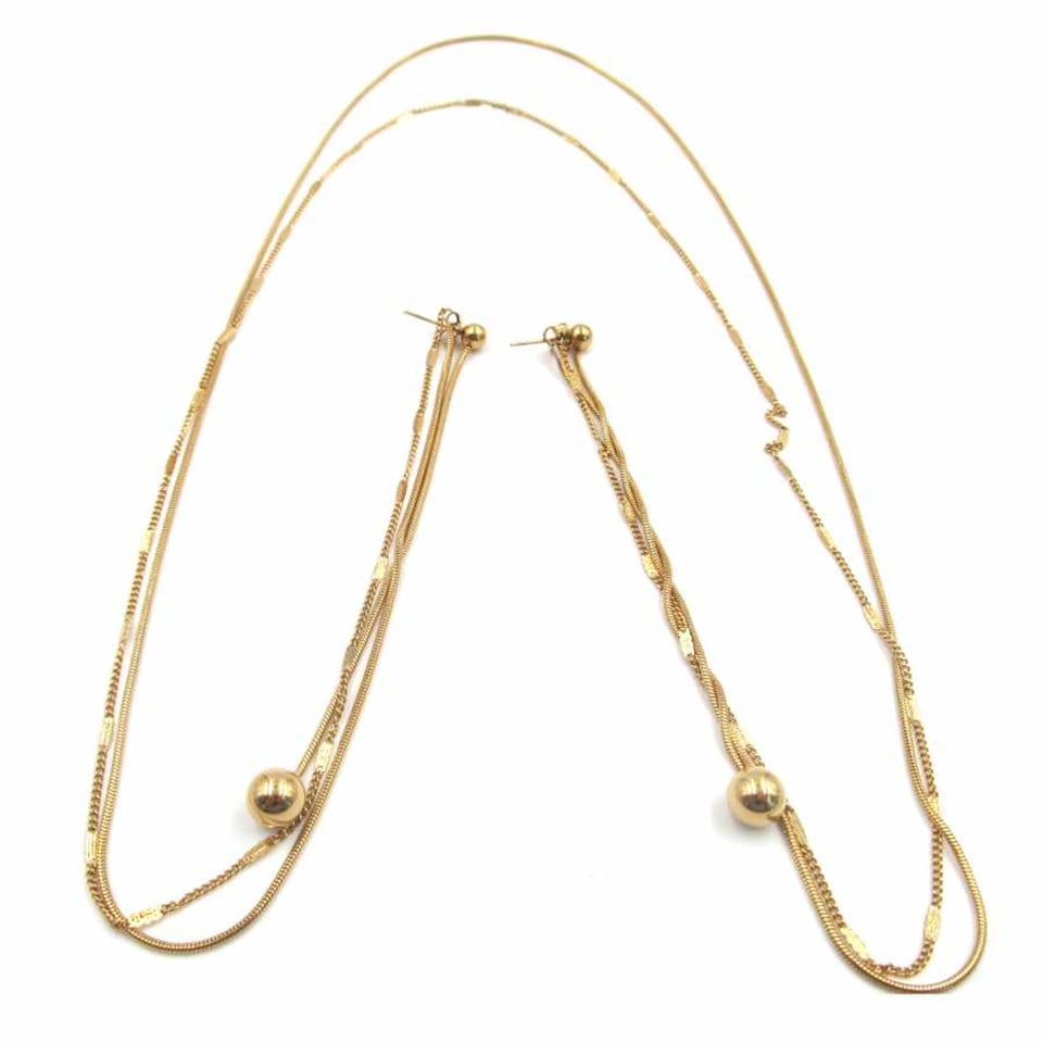 Welch Çelik Küpeli Dekolte Kolye