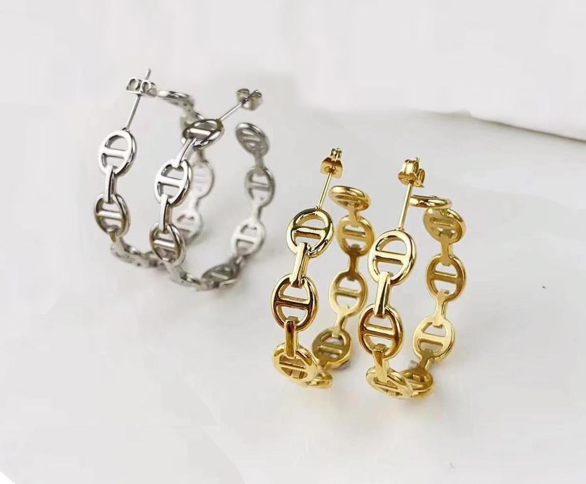 Welch Gold Halka Çelik Küpe