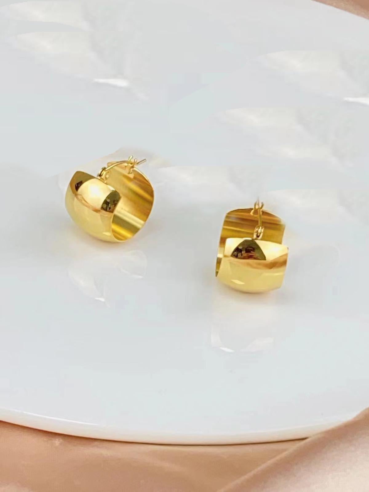 Welch Gold Halka Çelik Küpe