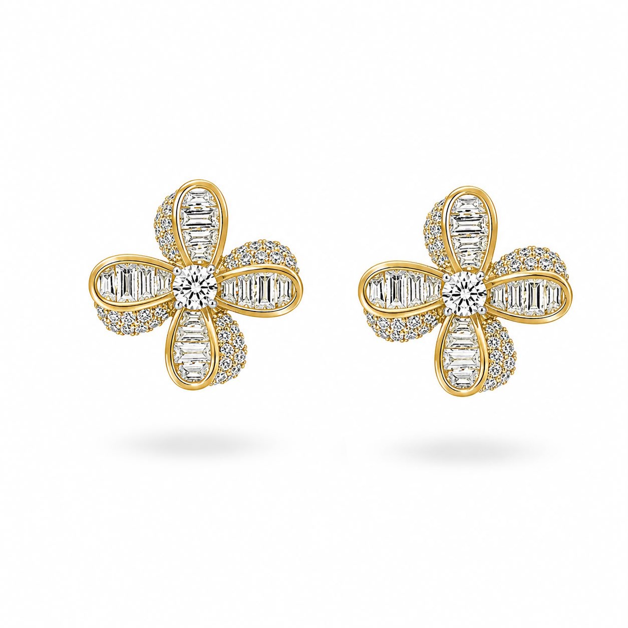 Welch Gold Yonca Gümüş Küpe - 925 Ayar Gümüş Küpe
