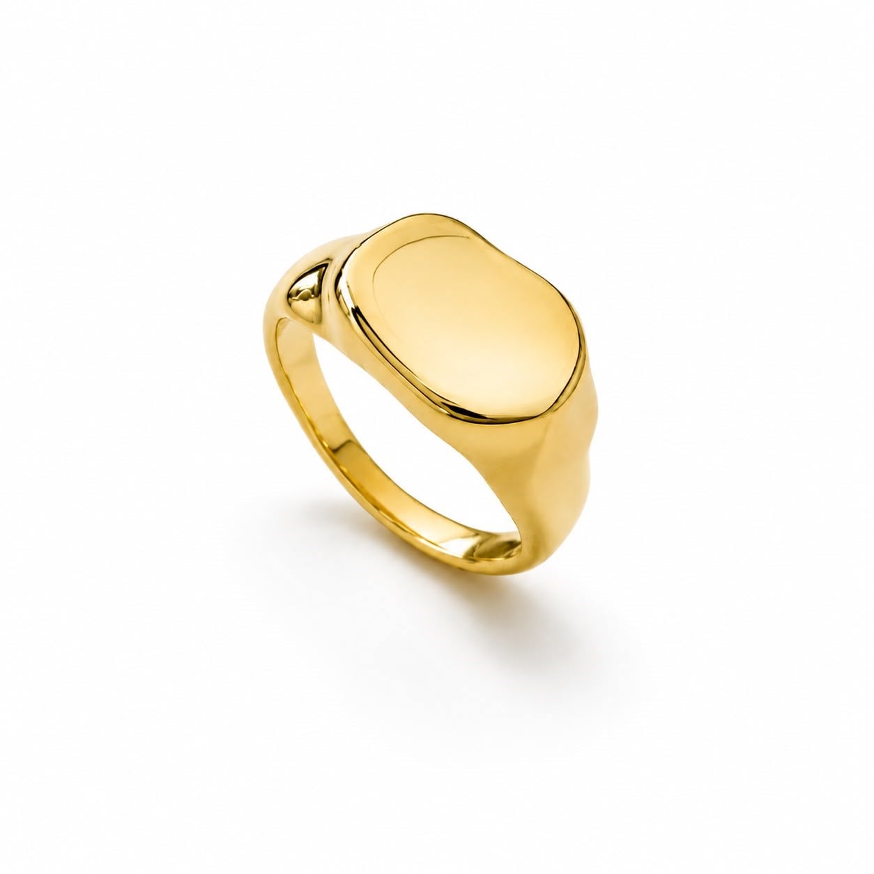 Welch Nova Mühür (Signet) Minimal Çelik Yüzük – Gold Kaplama Welch Nova Mühür (Signet) Minimal Çelik Yüzük Gold Kaplama | Kadın Yüzük 