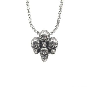​Welch Steel Quadruple Skull Necklace