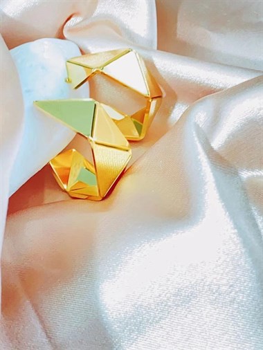 ​​​​​​​Welch Gold Çelik Geometrik Küpe