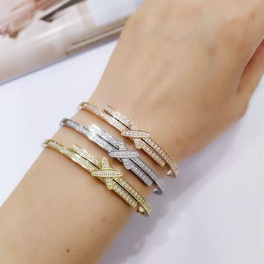 Welch Gold Taşlı Çelik Bileklik