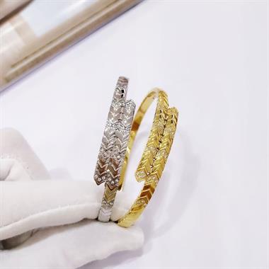 Welch Gold Taşlı Çelik Bileklik