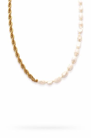​​Welch Gold Steel Chain Pearl Necklace