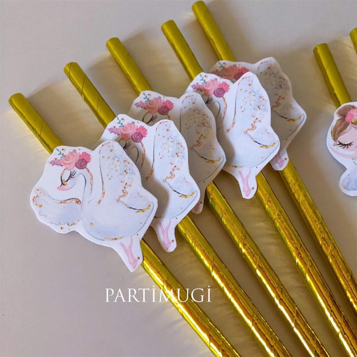 Balerin Temalı Gold Pipet