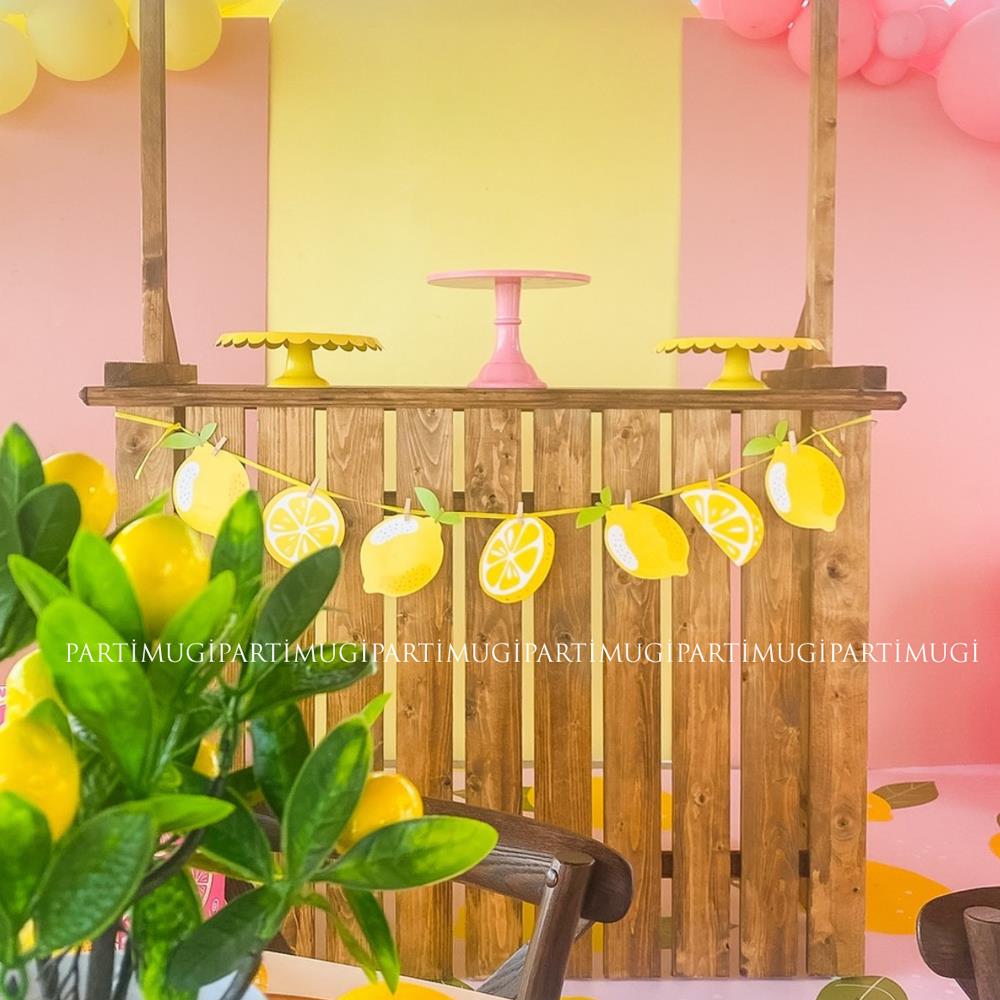 Limon Temalı Figür Banner