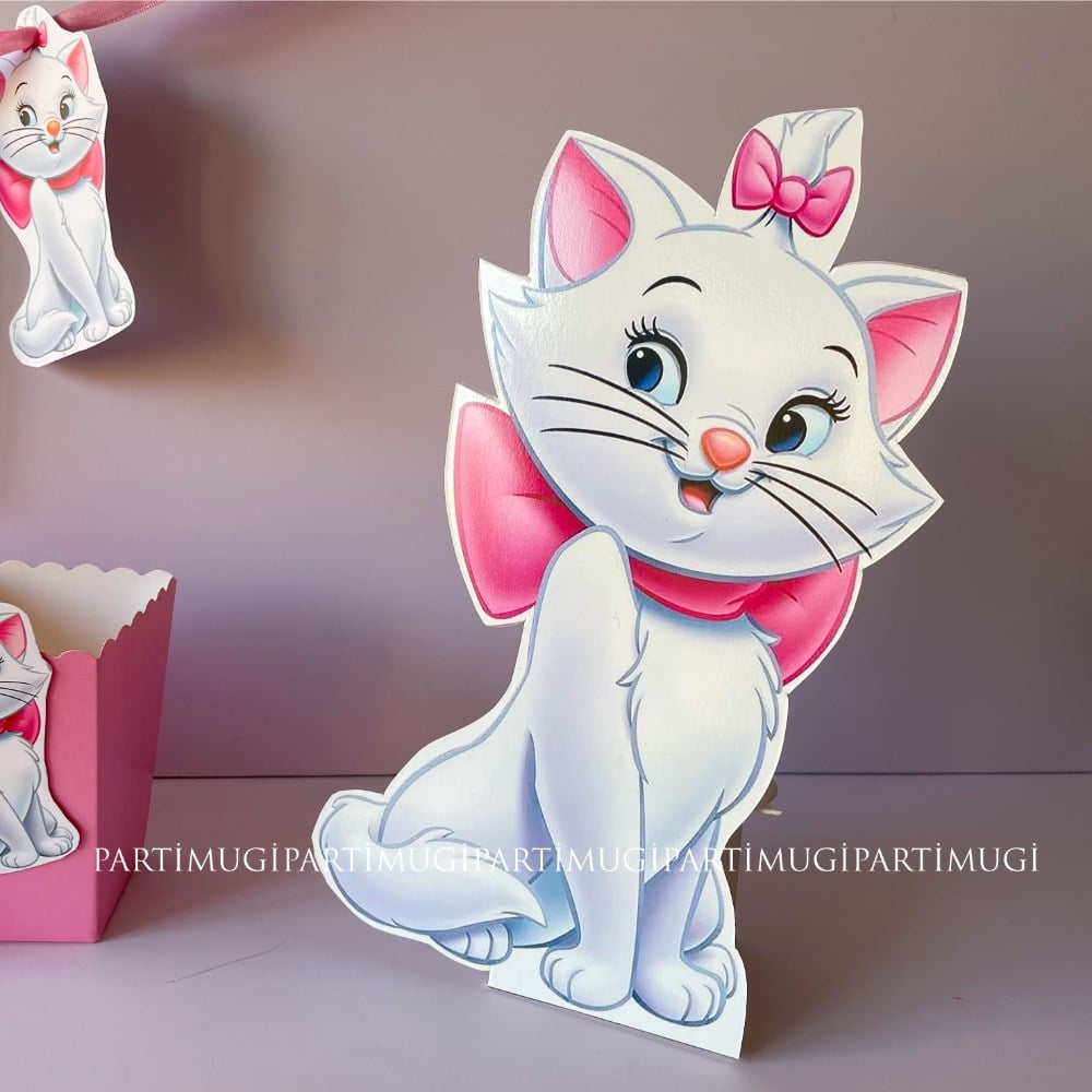 Marie Cat Temalı Ayaklı Maket