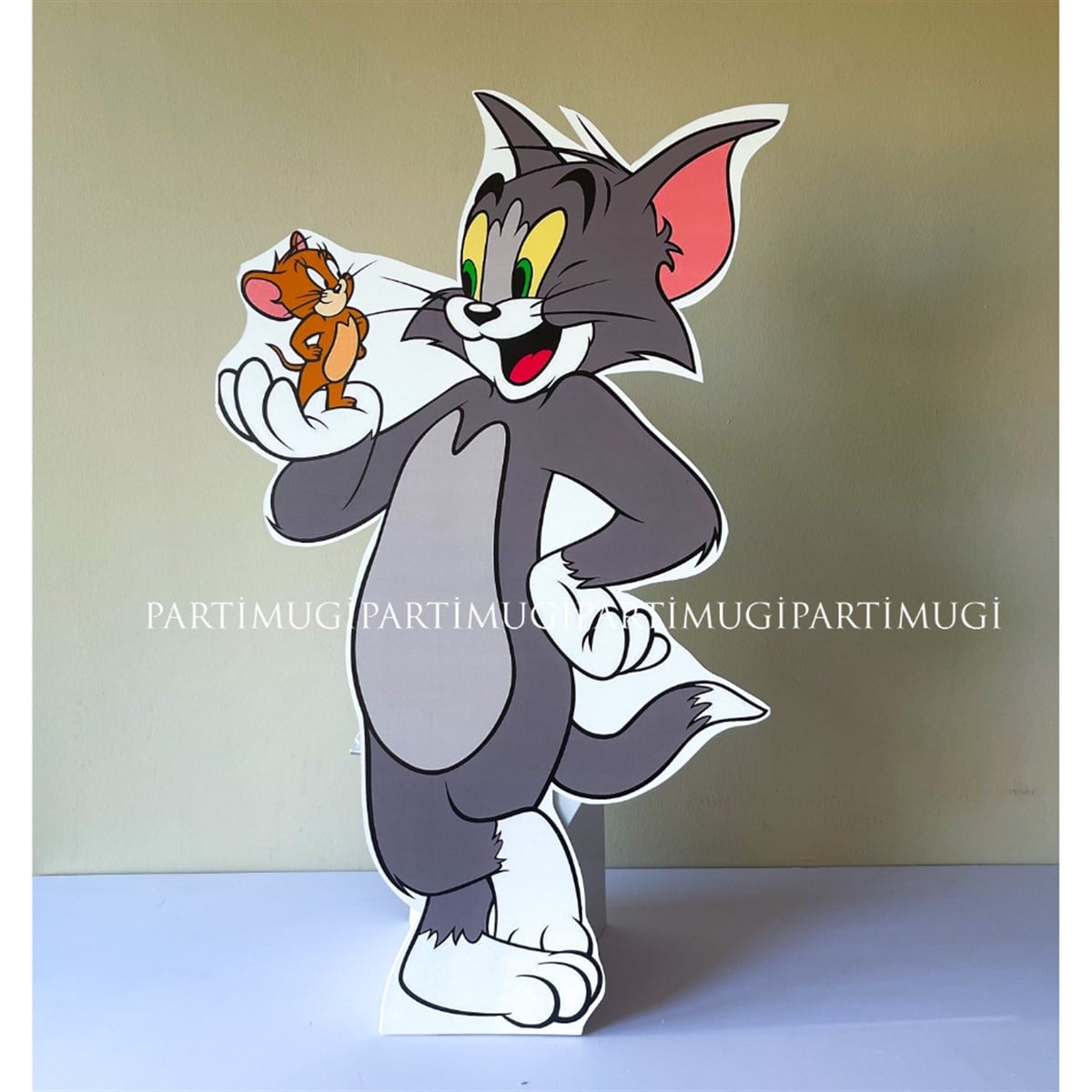 Tom ve Jerry Temalı Tom Ayaklı Maket