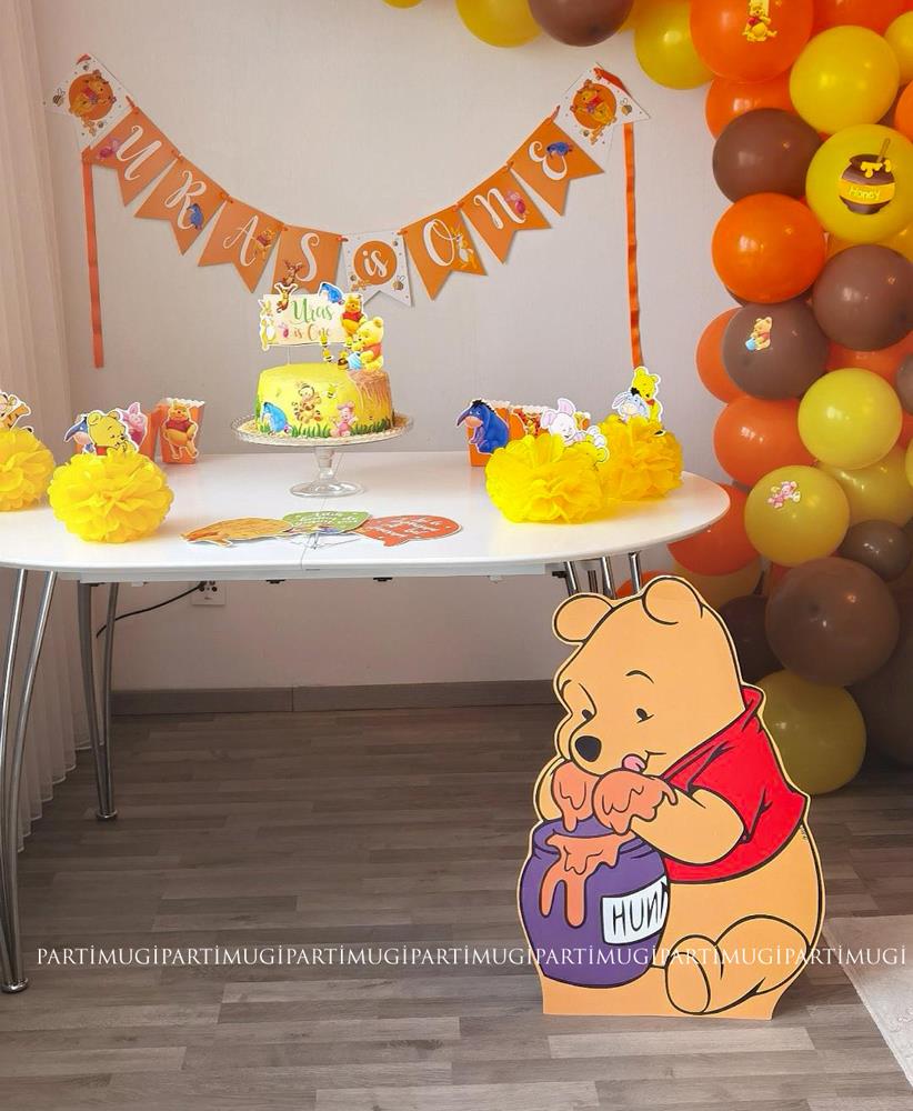 Winnie The Pooh Temalı Sevimli Figür Maket