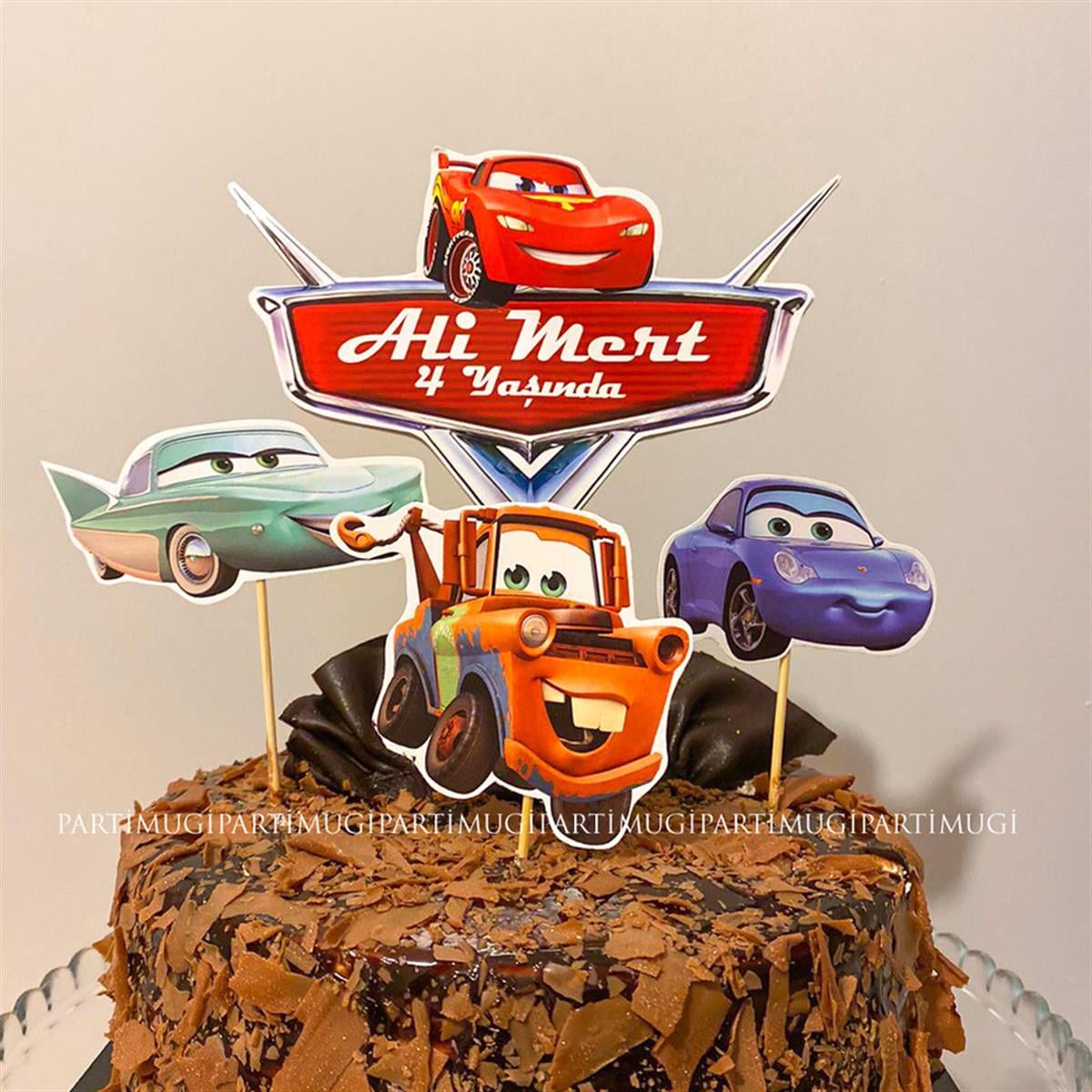 Arabalar Şimşek McQueen Temalı Pasta Süsü