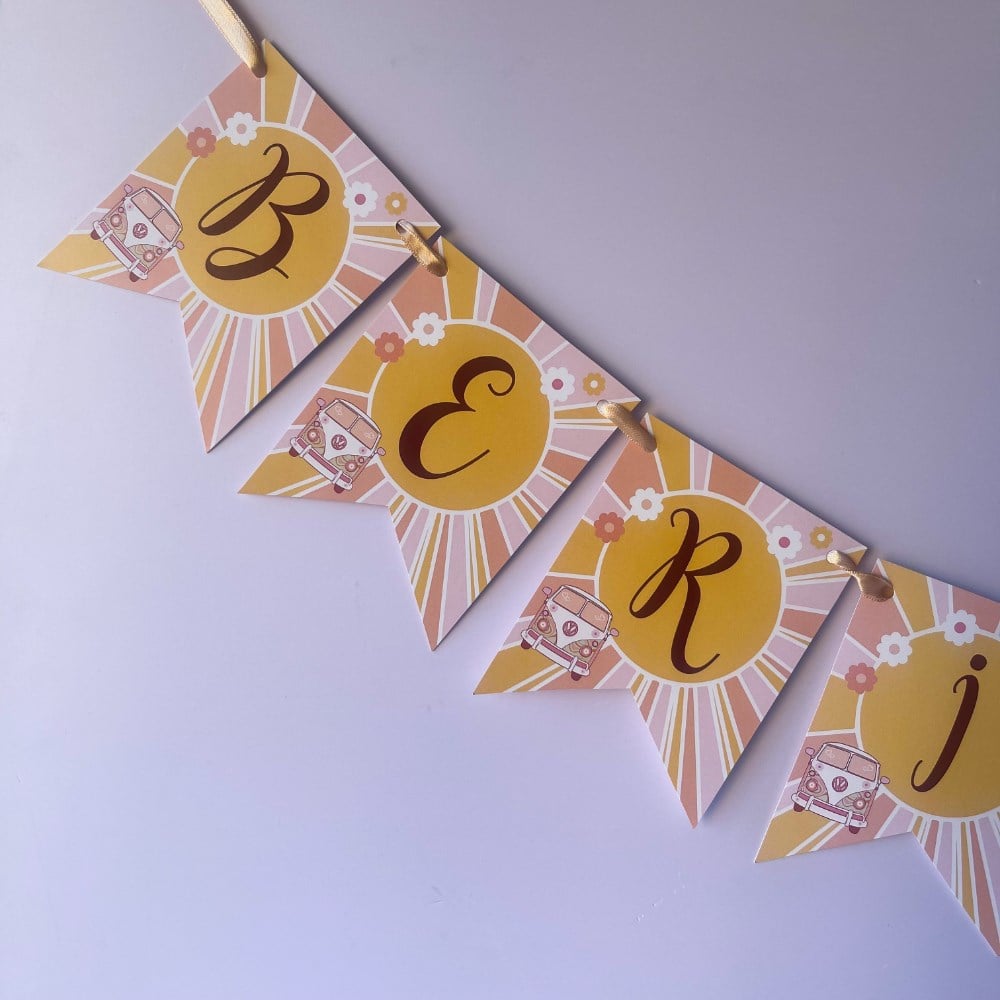 Boho Hippie Temalı Harf Banner