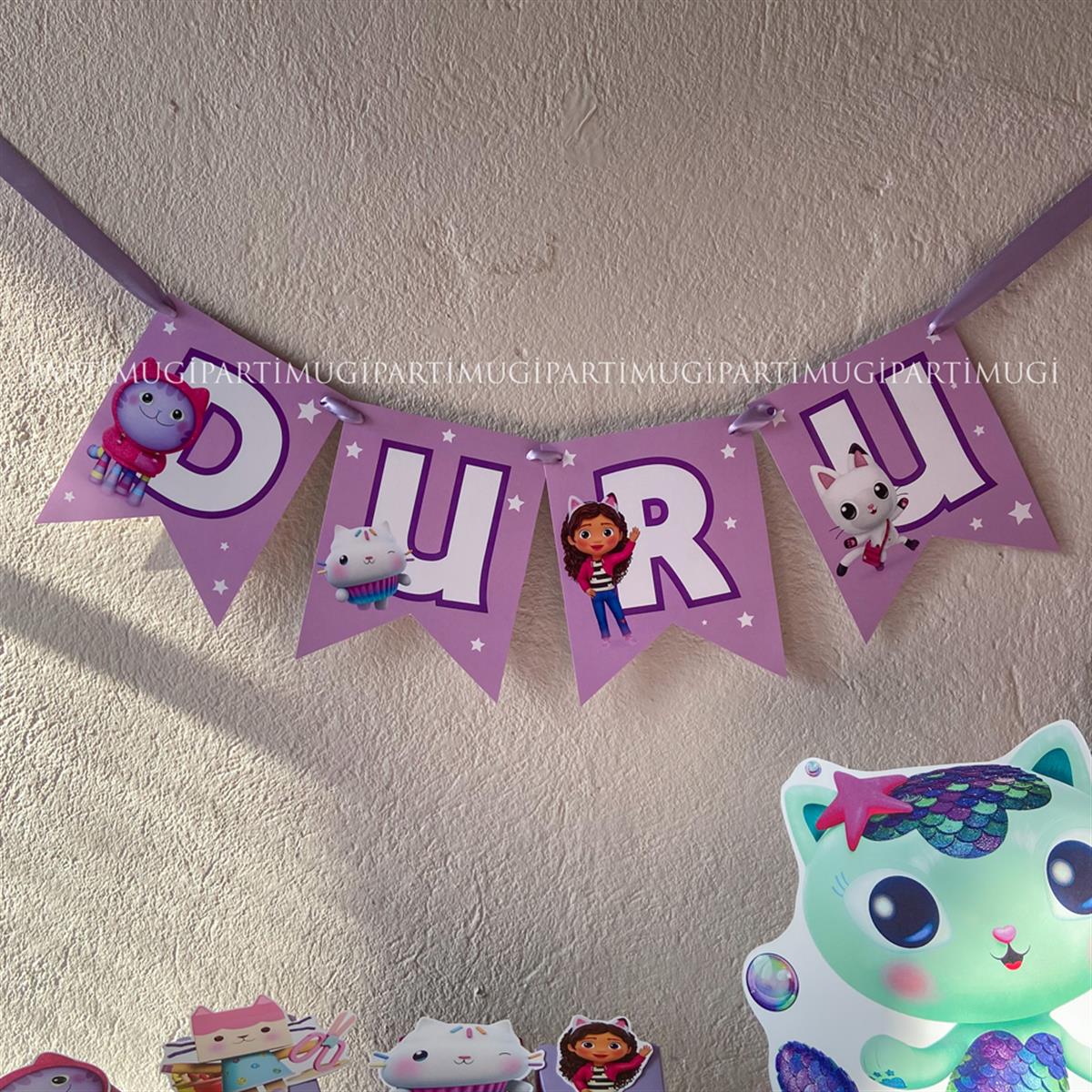 Gabby'nin Hayal Evi Temalı Harf Banner