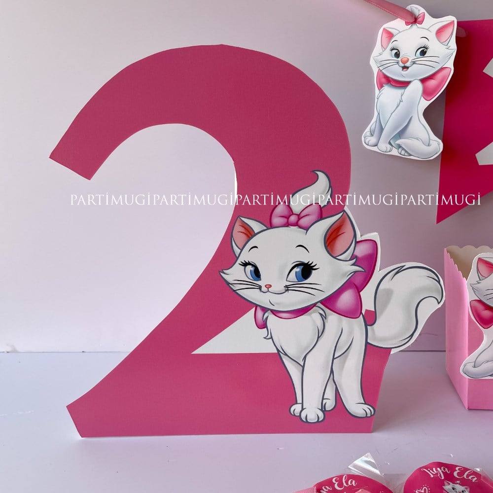 Marie Cat Temalı Rakam Maket