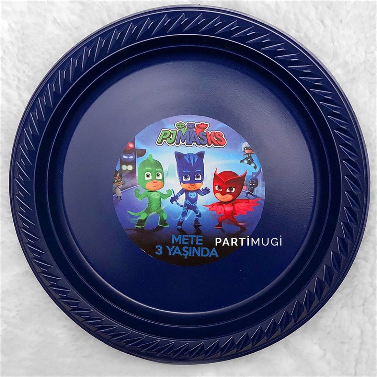 Pijamaskeliler Temalı Tabak
