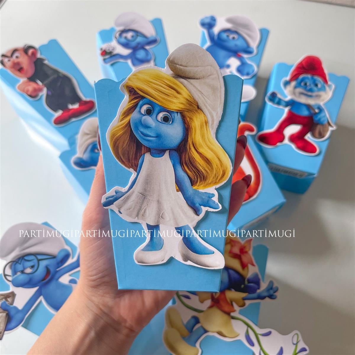 Şirinler Temalı Popcorn Kutusu