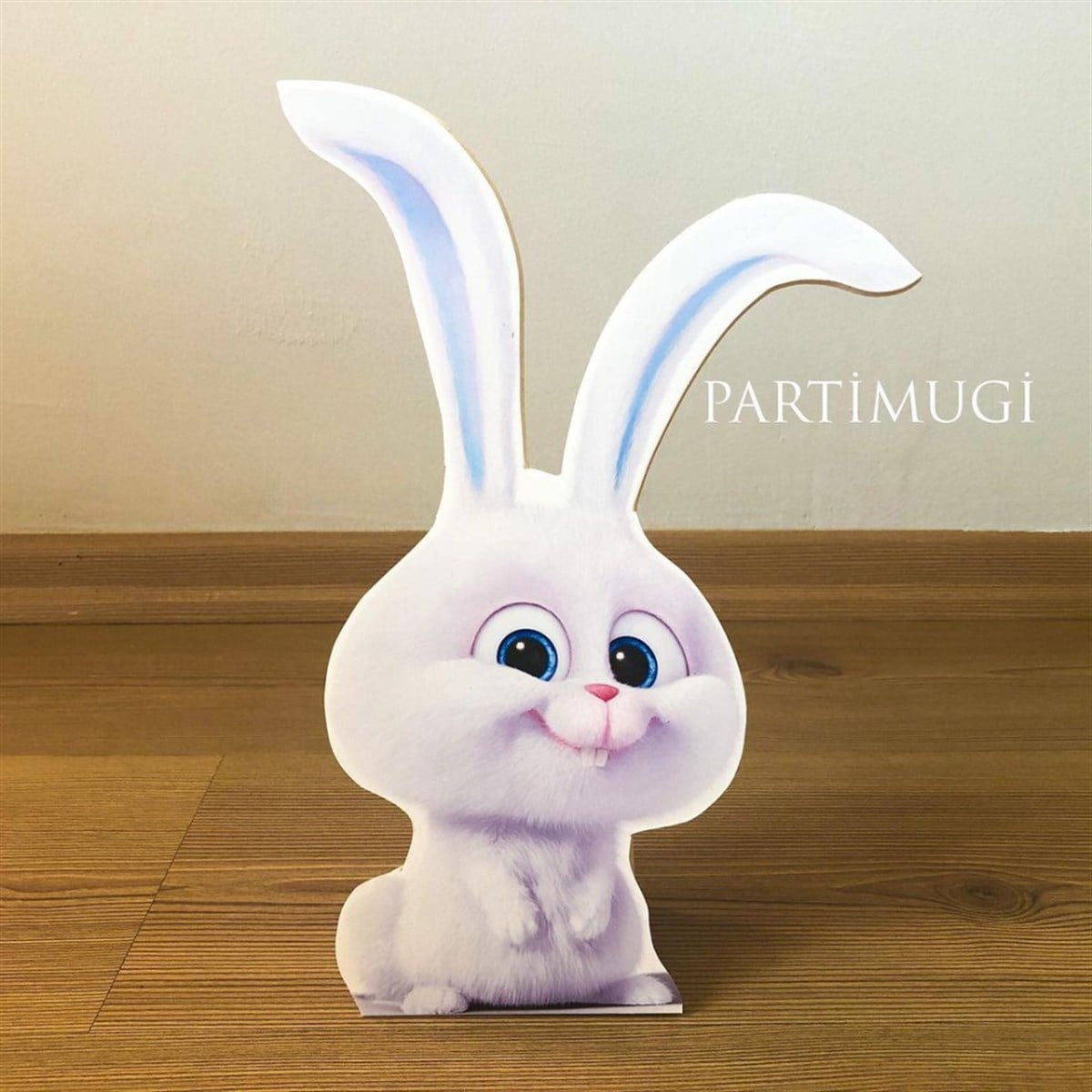 Snowy Rabbit Temalı Ayaklı Maket