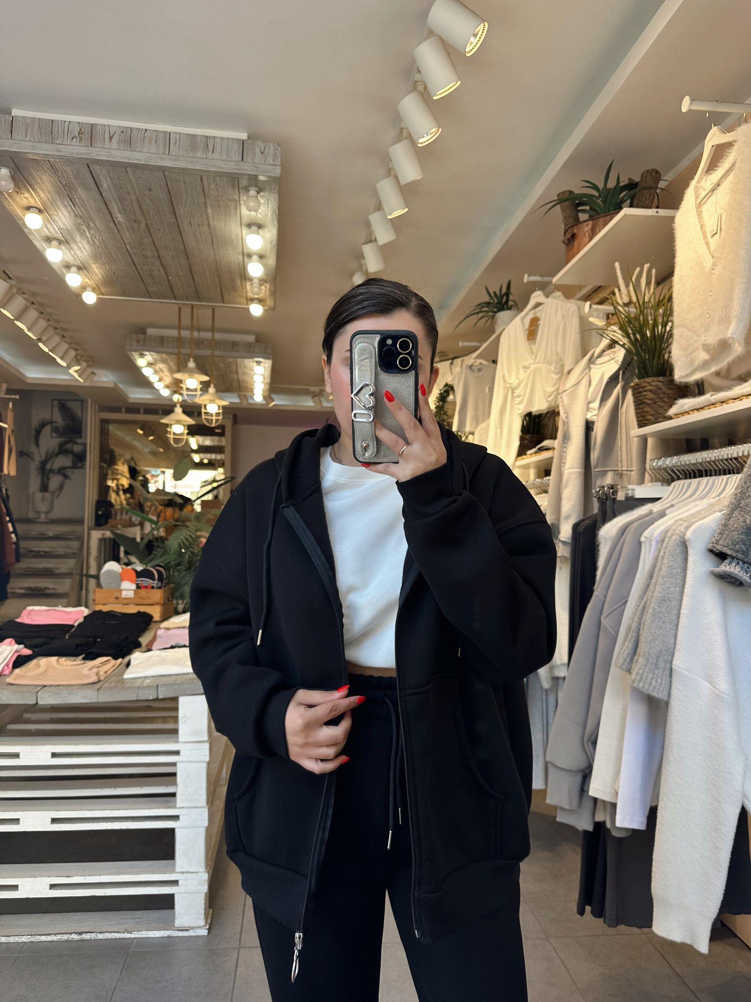 Siyah Fermuarlı Sweatshirt