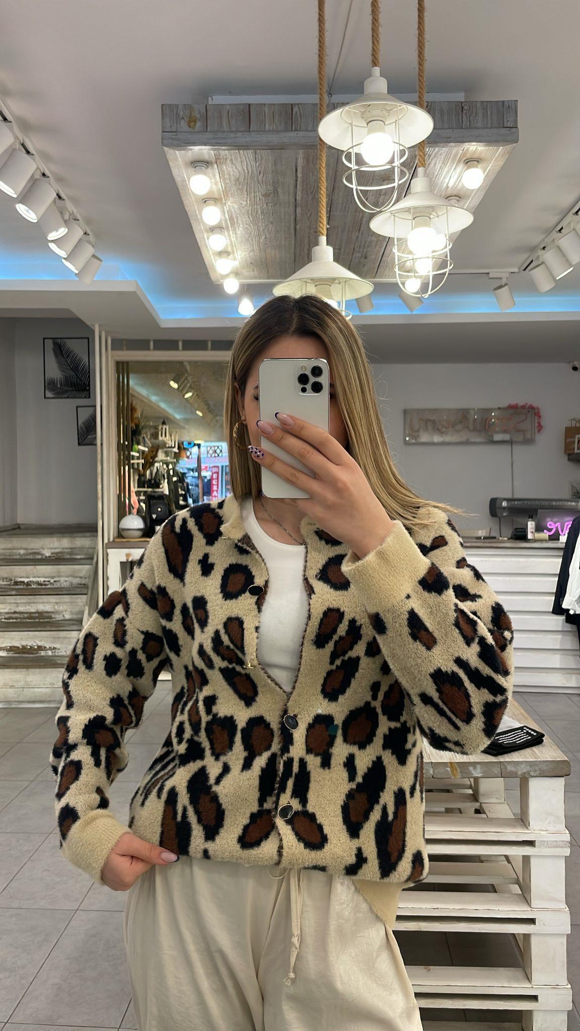 Leopar Desenli Hırka