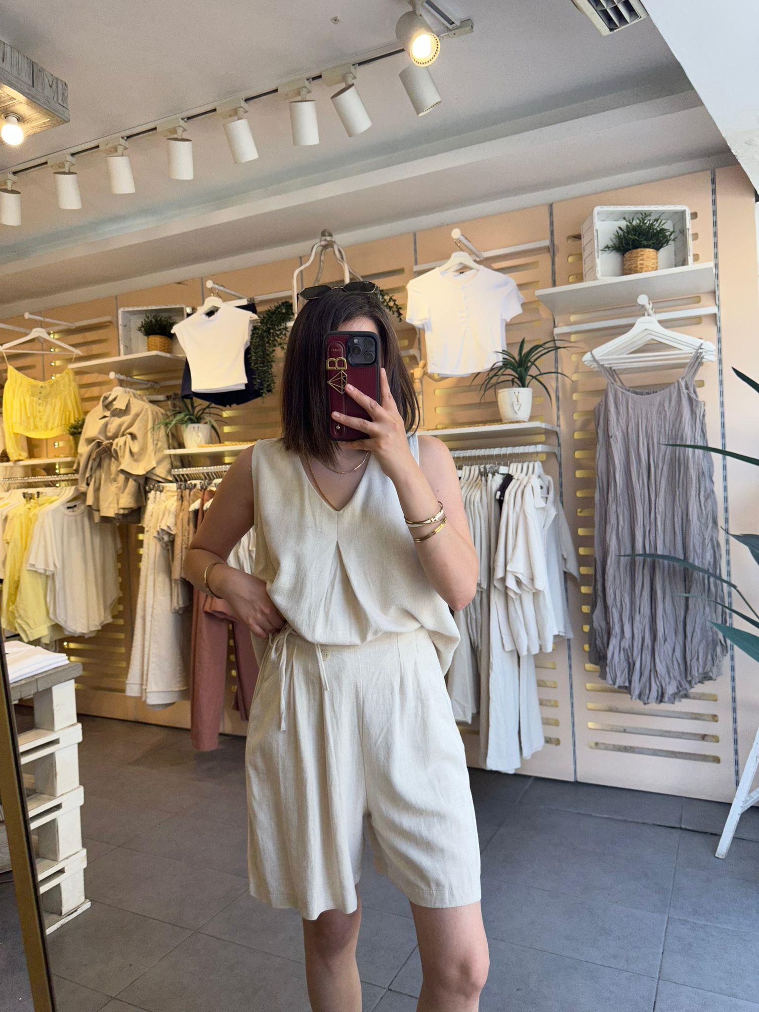 Taş Beli Lastikli Keten Şort