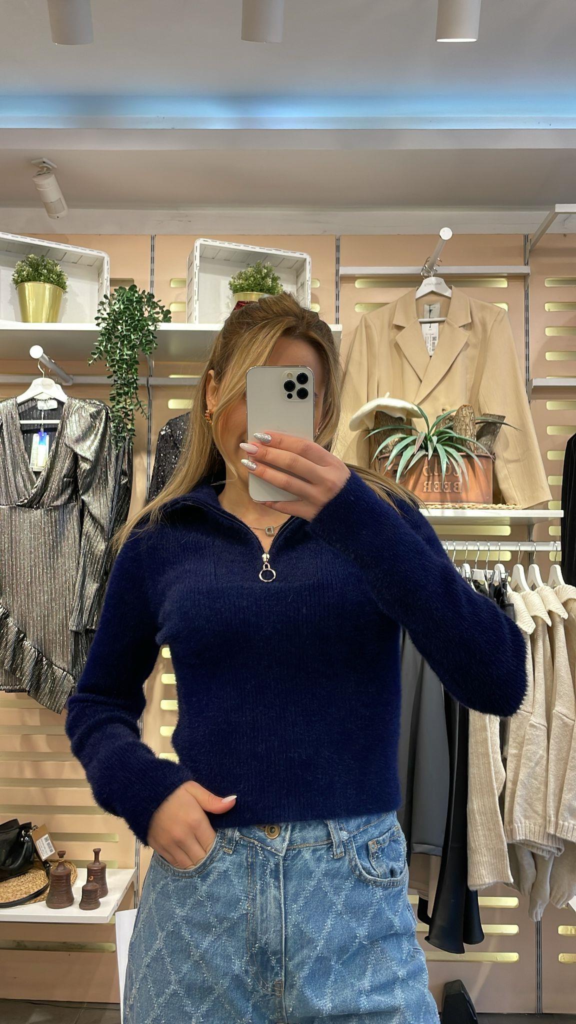 Lacivert Fermuarlı Peluş  Kazak 