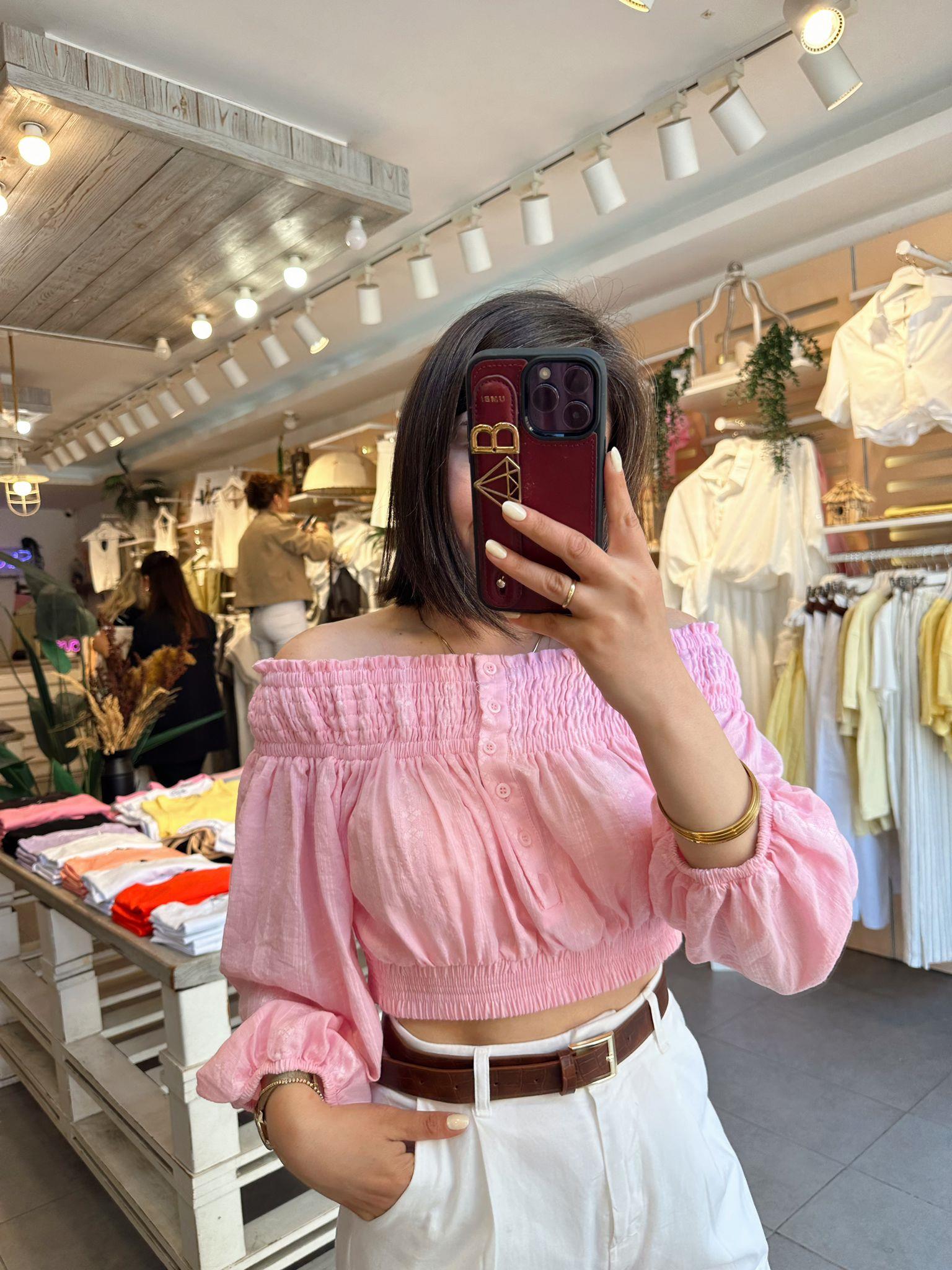 50258 Pembe Omuzları Açık Düğmeli Top