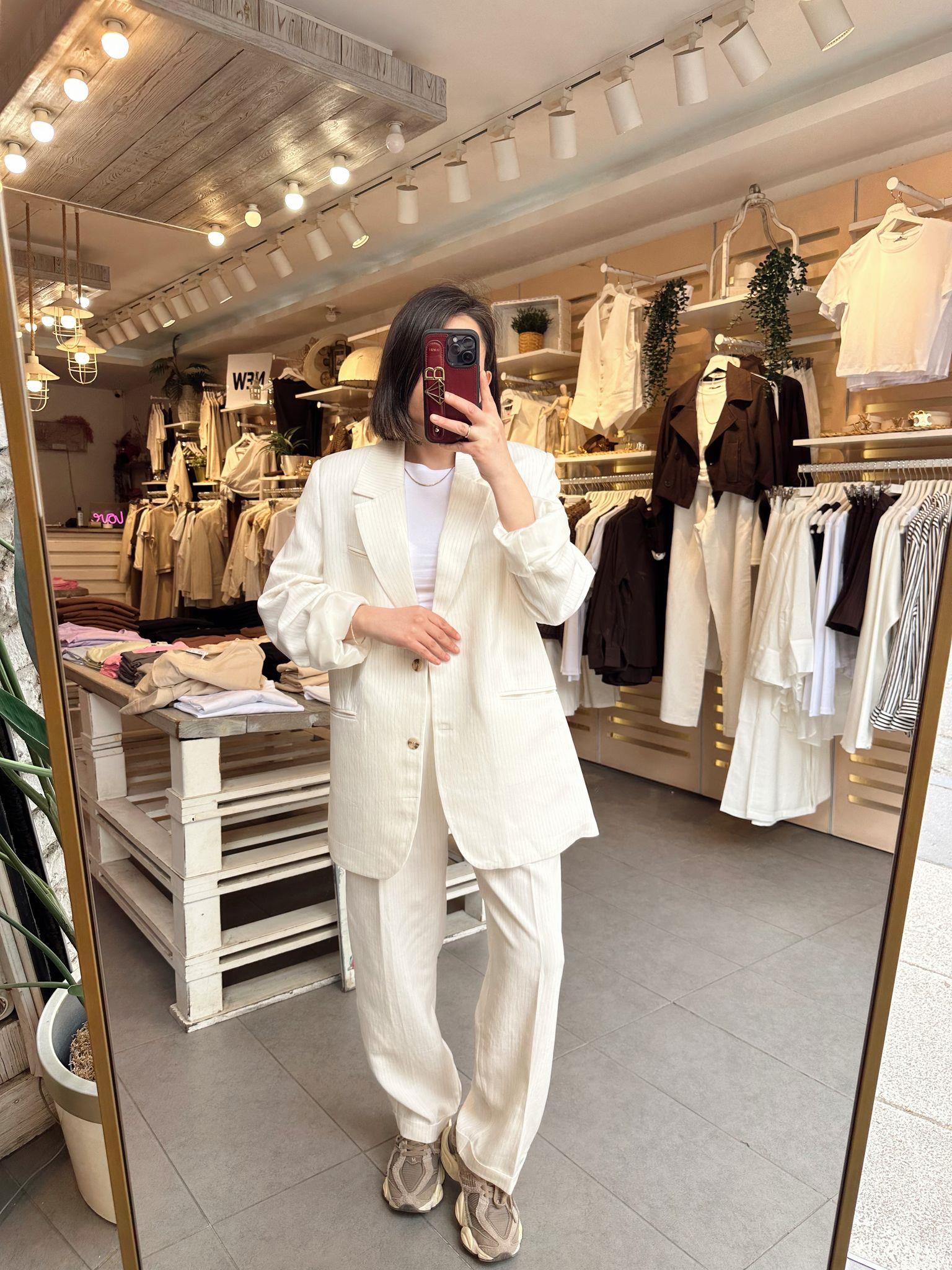 Ekru Çizgili Oversize Astarlı Blazer Ceket