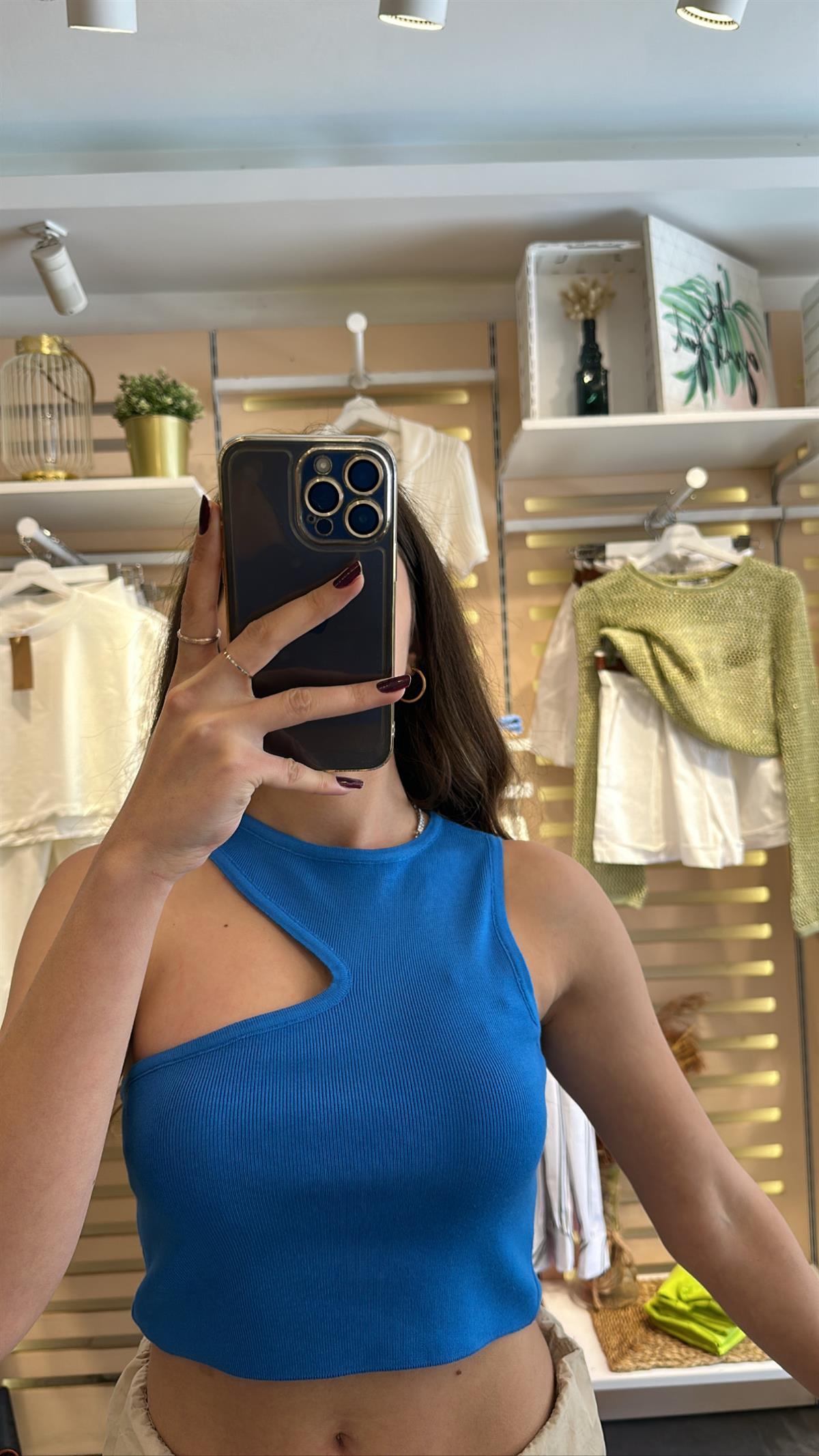 Bisiklet Yaka Önü Dekolte Crop Bluz | StrawberryWear