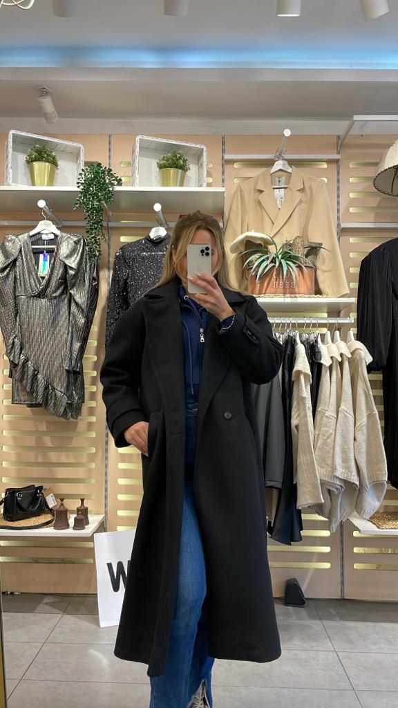 Siyah Kol Detaylı Kaşe Kaban 