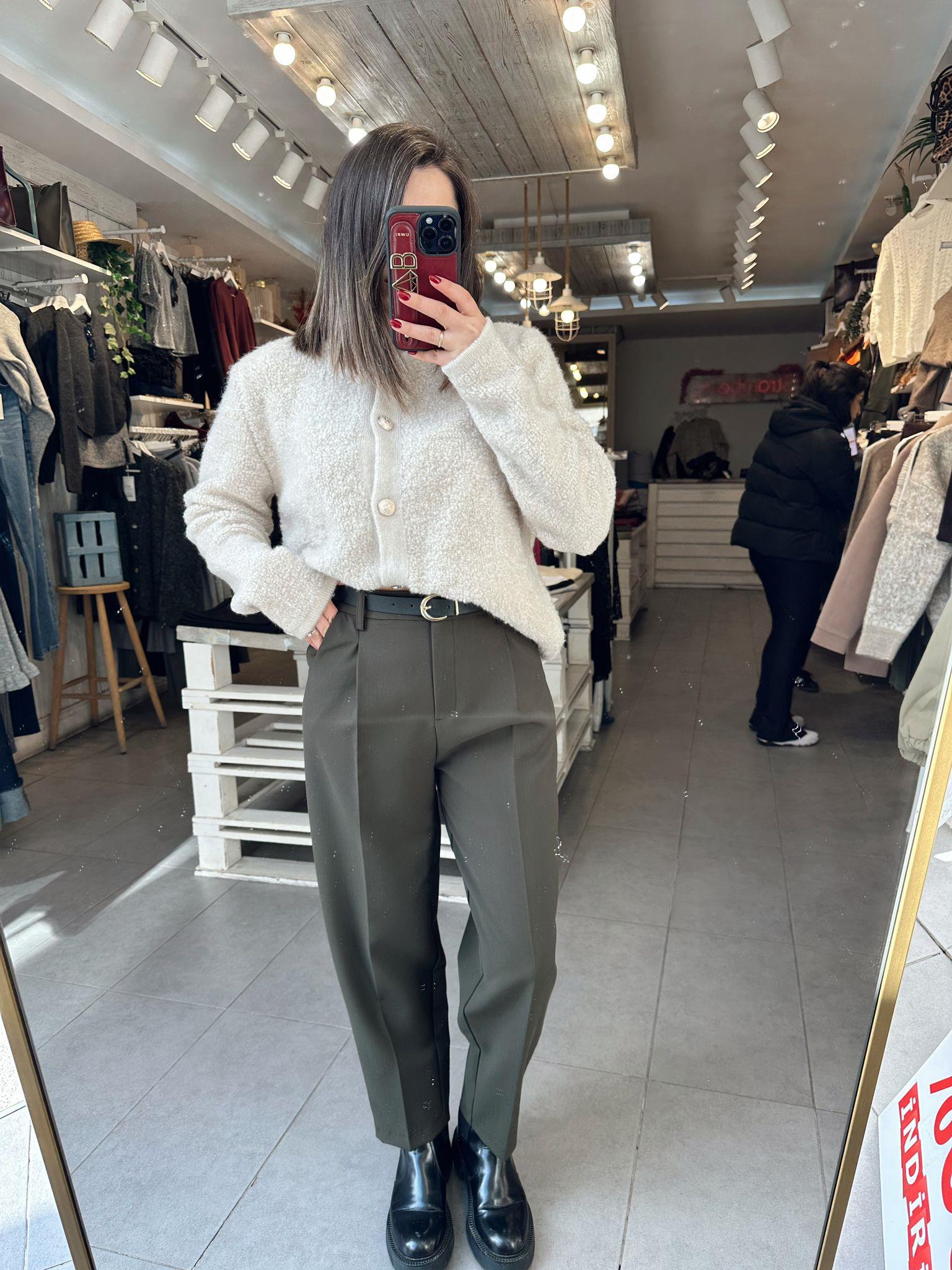 71533Haki Beli Kemerli Havuç Pantolon