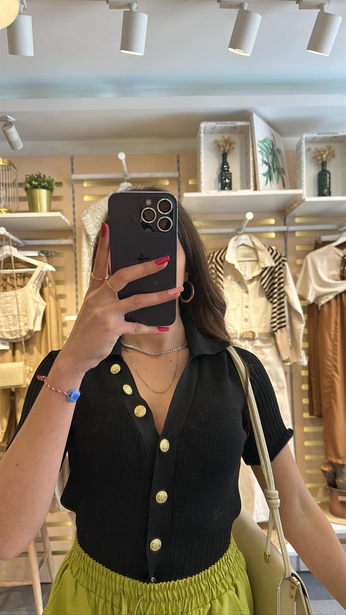 Gold Dügme Detay Siyah Triko | StrawberryWear