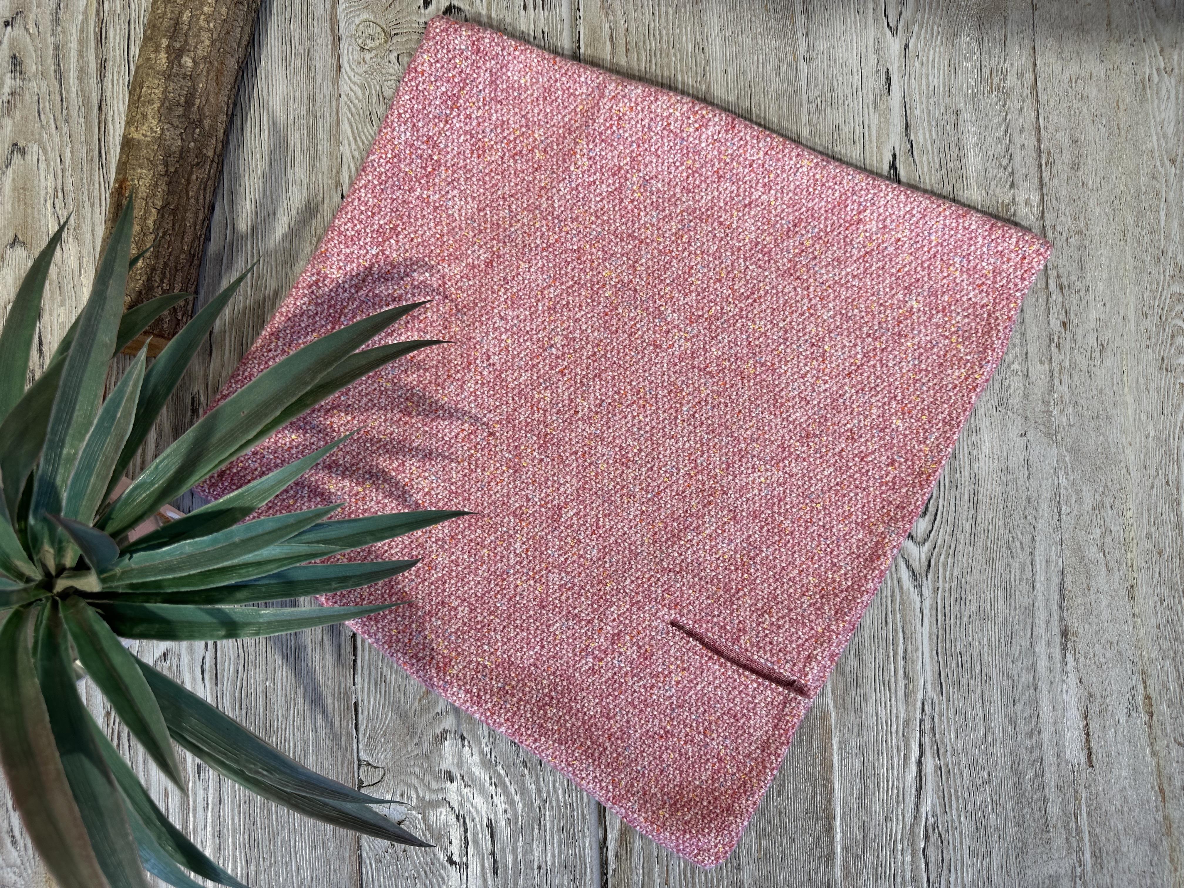 Pembe Tüvit Etek