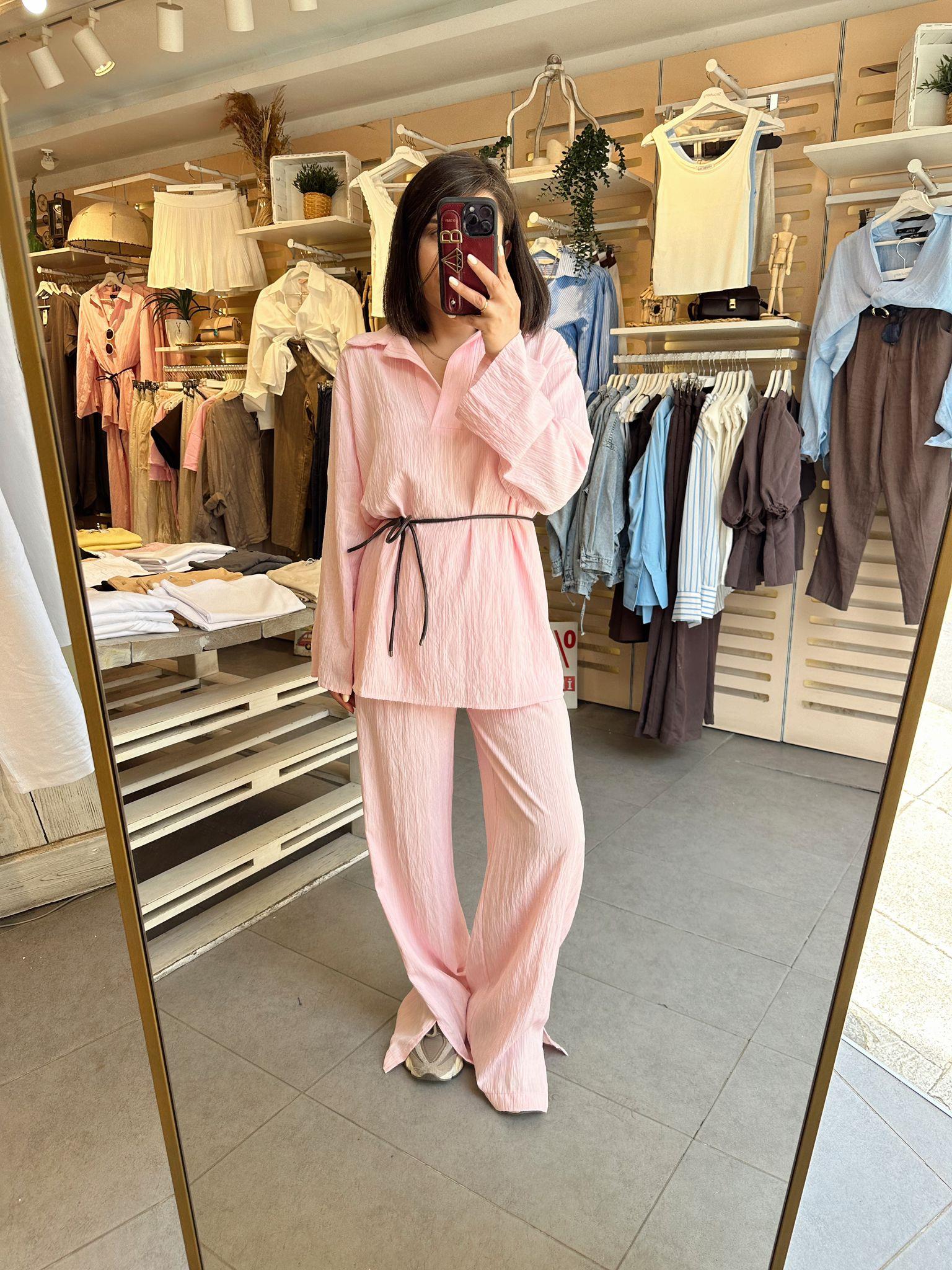 Pembe V Yakalı Gömlek Pantolon Takım 