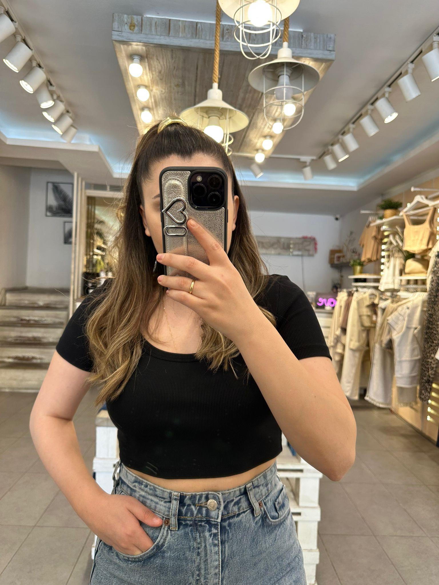 Siyah Yuvarlak Yaka Crop