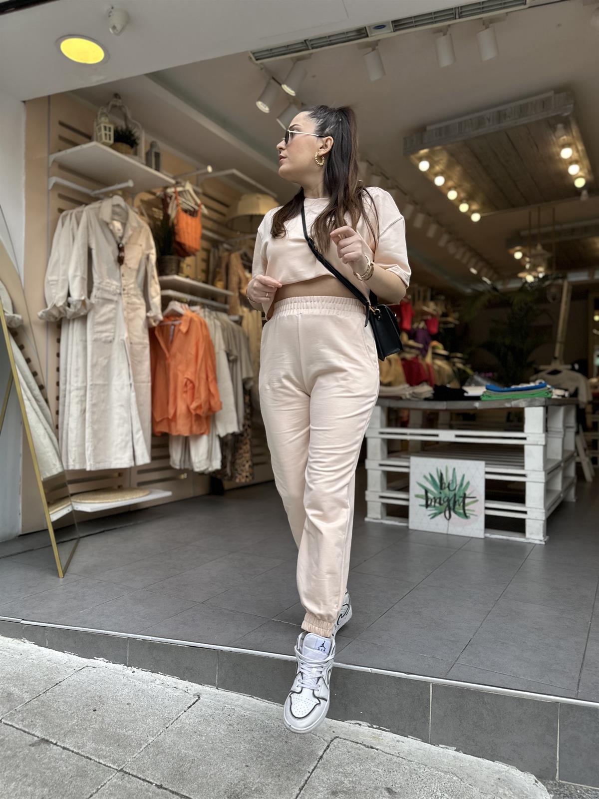 Bej Kısa Kol Crop Takım | StrawberryWear